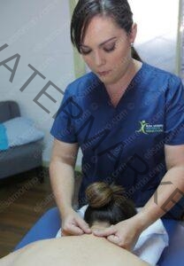 ¿Le duele el cuello?