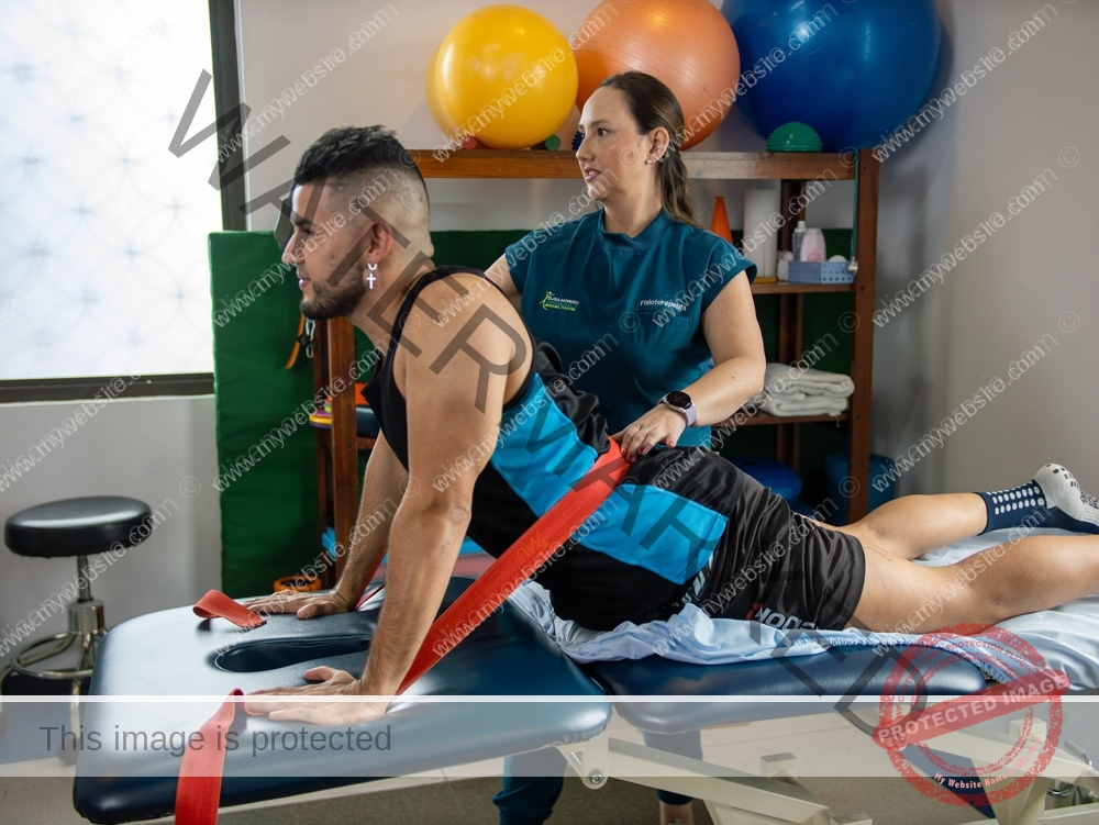 ¿A qué llamamos hernia de disco lumbar y cómo lo tratamos?
