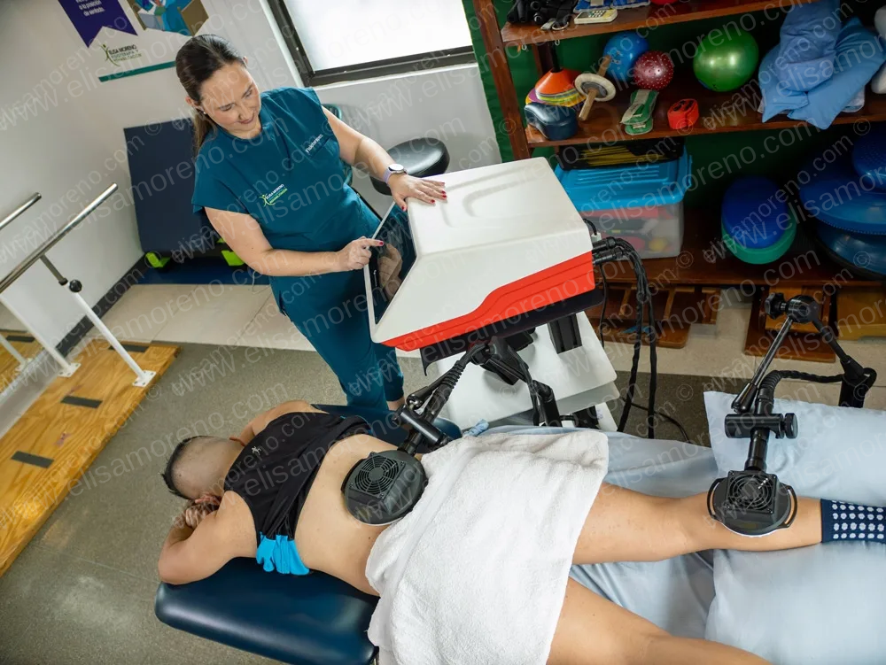 ¿A qué llamamos hernia de disco lumbar y cómo lo tratamos?